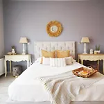 Stylish Close To Marina *