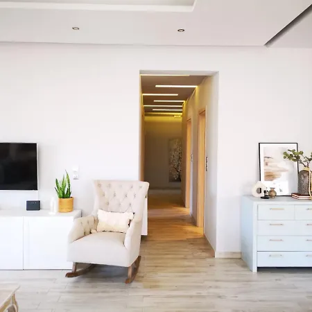 Apartment Stylish Close To Marina