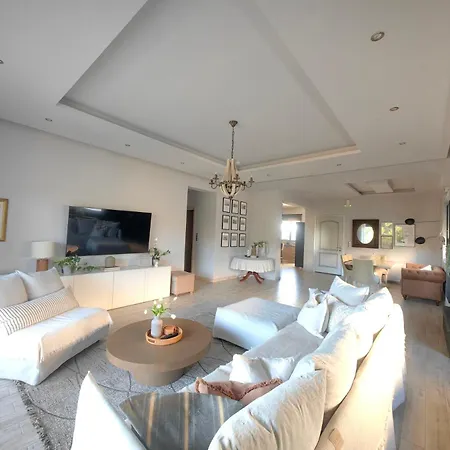 Stylish Close To Marina Apartament *